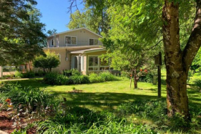 Pet-Friendly Pinehurst Home Hike, Bike and Ski!